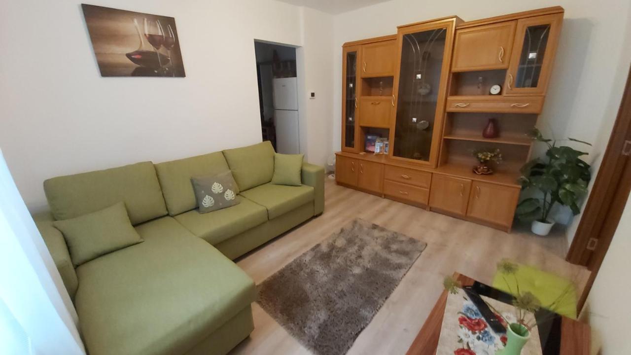 Апартаменты Relax Apartament Сату-Маре Экстерьер фото